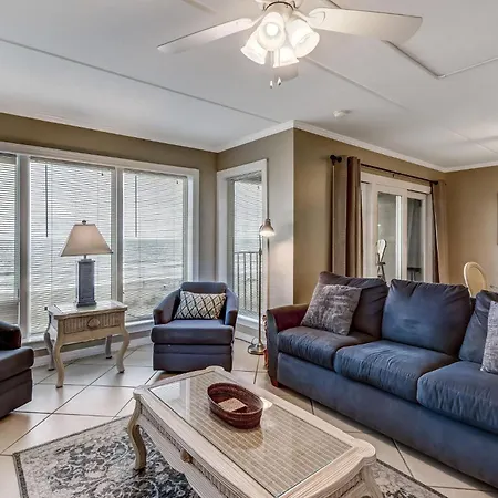 Top Floor Oceanfront Condo That Has Spectacular Ocean Views And Sunrises. This Condo Sleeps 6.